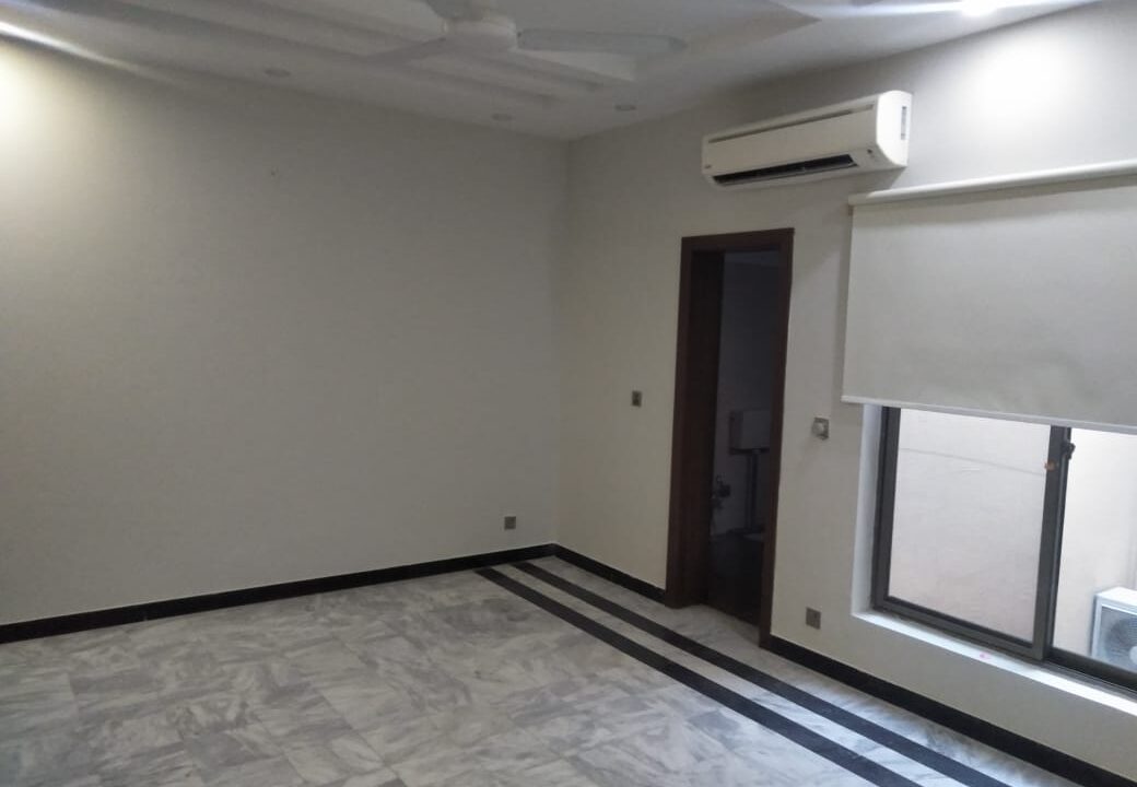 F6 upper portion available for rent (15)